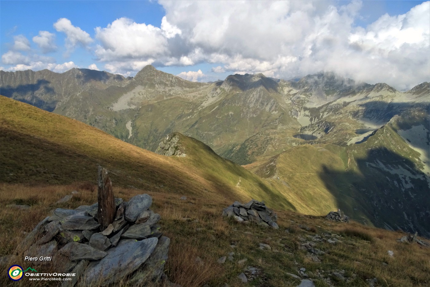 91 Discesa da Cima Lemma al Passo di Tartano.JPG -                                